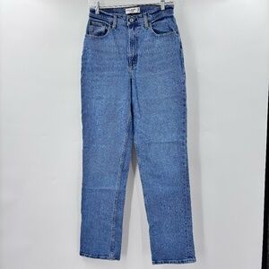 Abercrombie & Fitch Ultra High Rise 90's Straight Curve Love Size 28